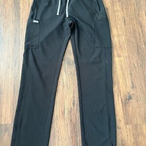 Landau womens Black Forward scrub Pants. Size small.